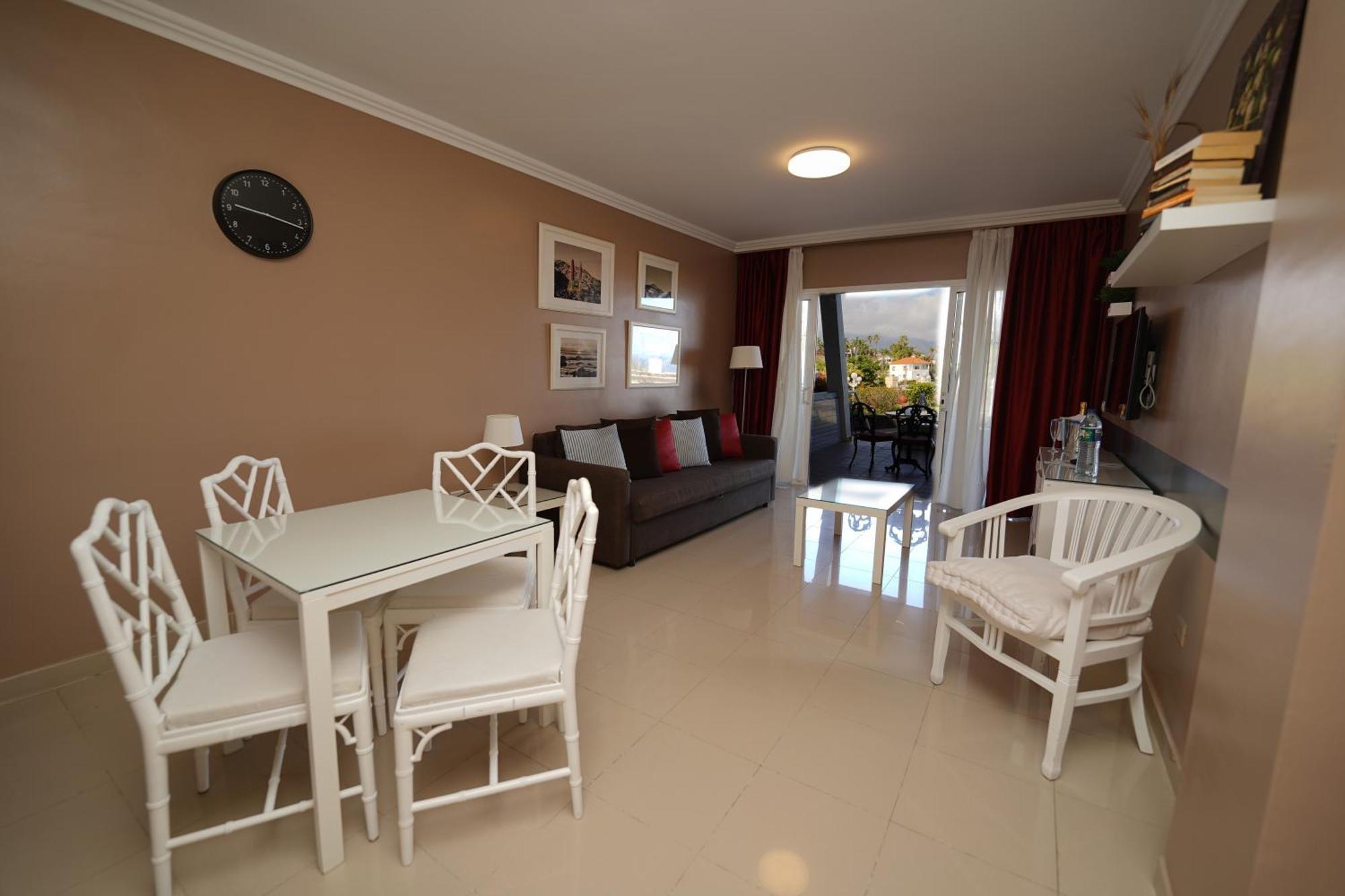 Rf La Quinta Park Apartment *